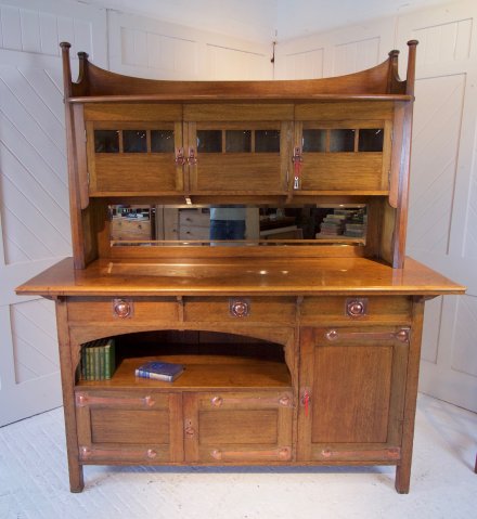 F1072 ARTS & CRAFTS OAK DRESSER ATTRIBUTED TO LIBERTY & CO