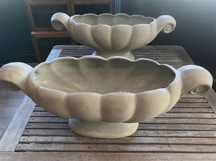 OI1082 PAIR OF LARGE STONEWARE PLATERS