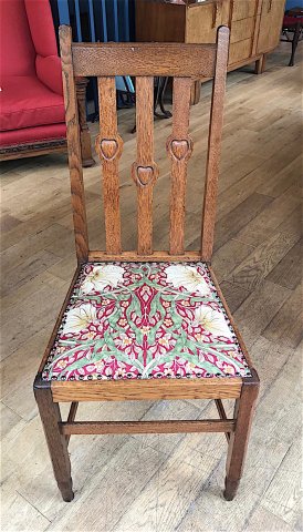 F1016 ARTS & CRAFTS SET OF 8 OAK DINING CHAIRS