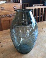 OI1017 KEITH MURRAY GLASS VASE